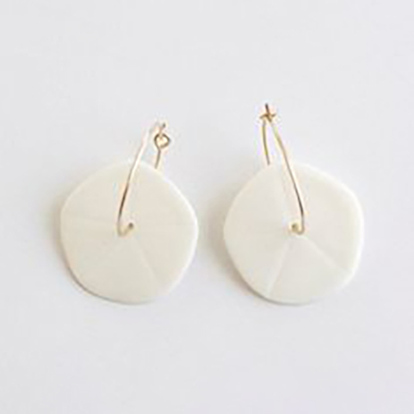 pendientes porcelana blanca con aros